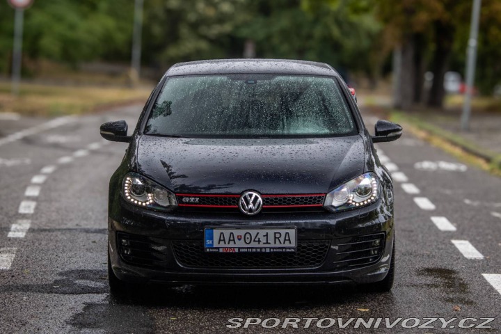 Volkswagen Golf GTI Edition 35 173kW / A 2011