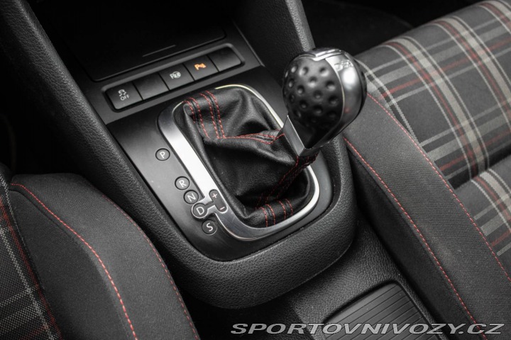 Volkswagen Golf GTI Edition 35 173kW / A 2011