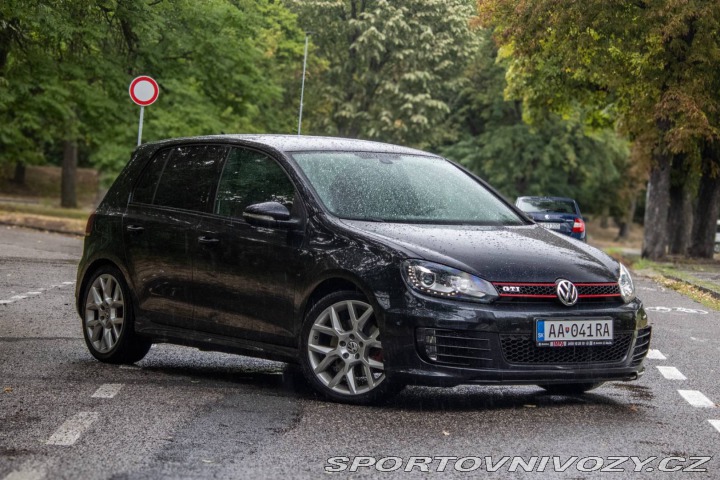 Volkswagen Golf GTI Edition 35 173kW / A 2011