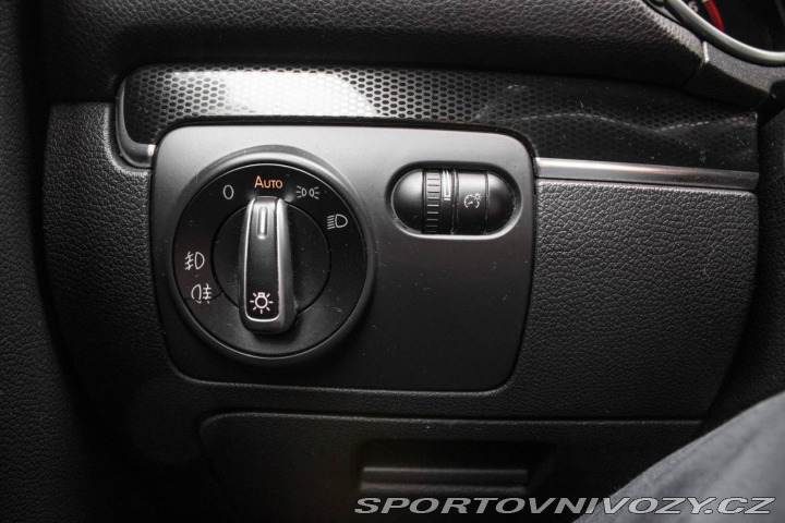 Volkswagen Golf GTI Edition 35 173kW / A 2011