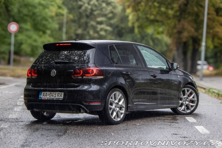 Volkswagen Golf GTI Edition 35 173kW / A 2011