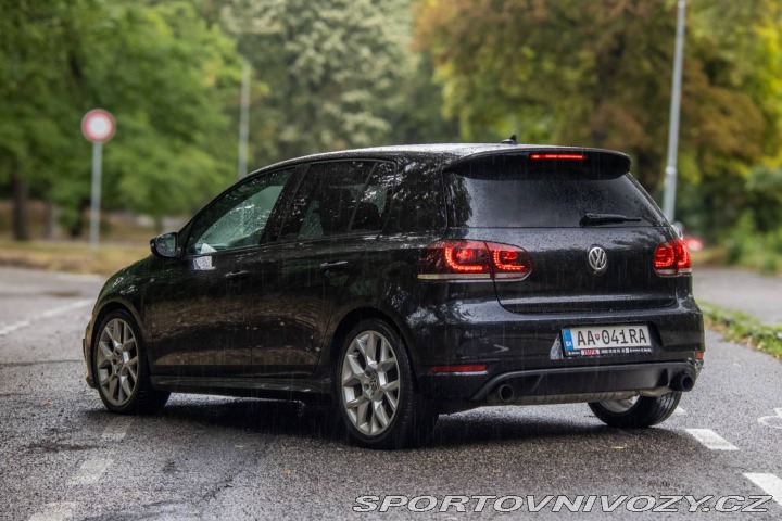 Volkswagen Golf GTI Edition 35 173kW / A 2011