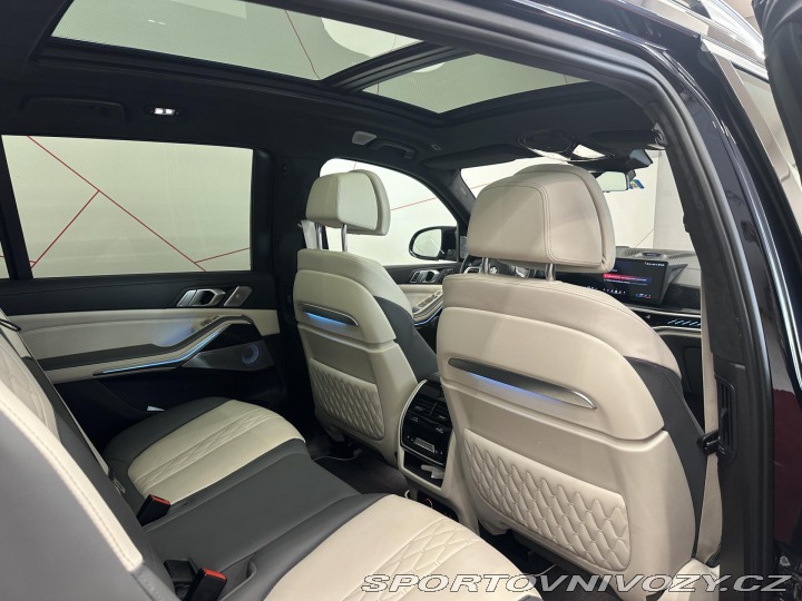 BMW X7 M60i Imdividual*CZ*DPH*Zá 2023
