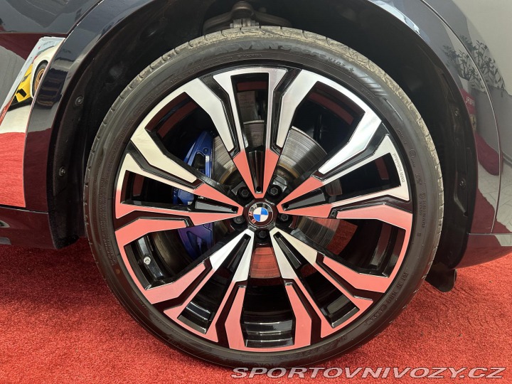 BMW X7 M60i INDIVID*CZ*DPH*TOP V 2023