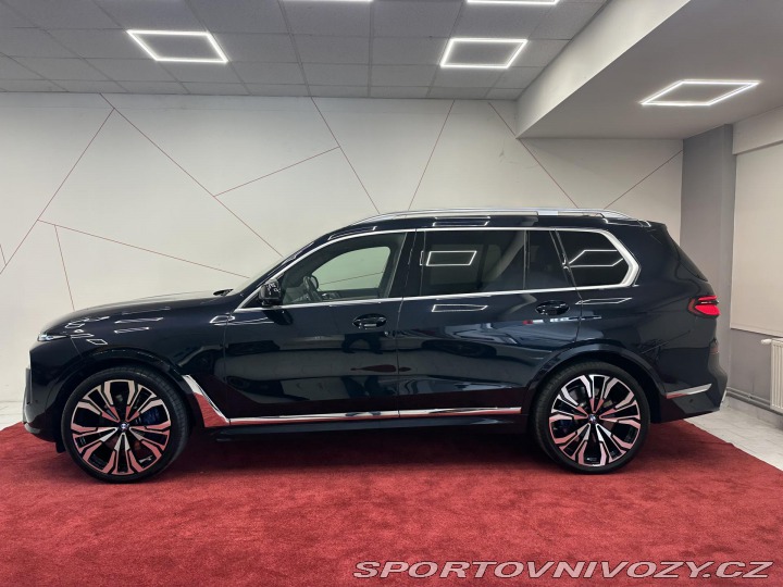 BMW X7 M60i INDIVID*CZ*DPH*TOP V 2023