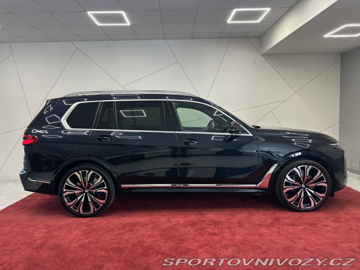 BMW X7 M60i INDIVID*CZ*DPH*TOP V 2023