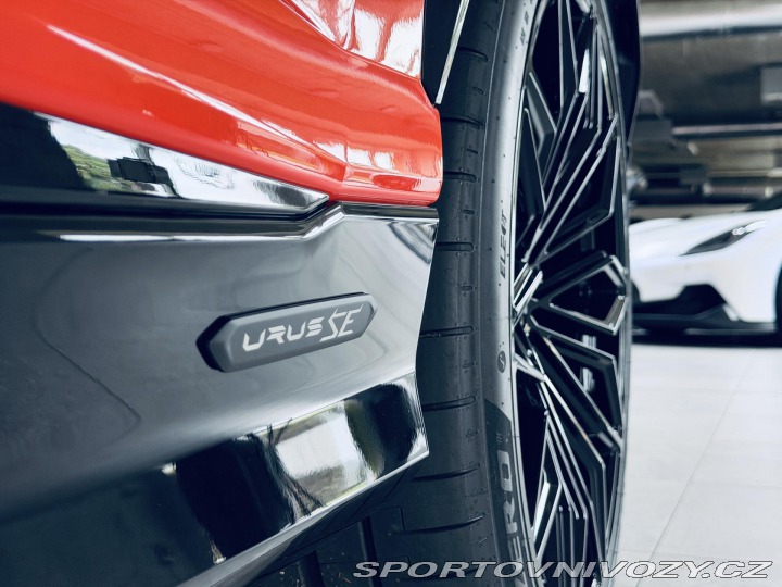 Lamborghini Urus SE*NOVÉ*ARANCIO XANTO* 2026