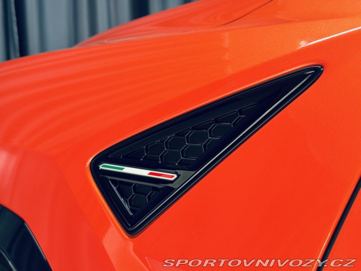 Lamborghini Urus SE*NOVÉ*ARANCIO XANTO* 2026