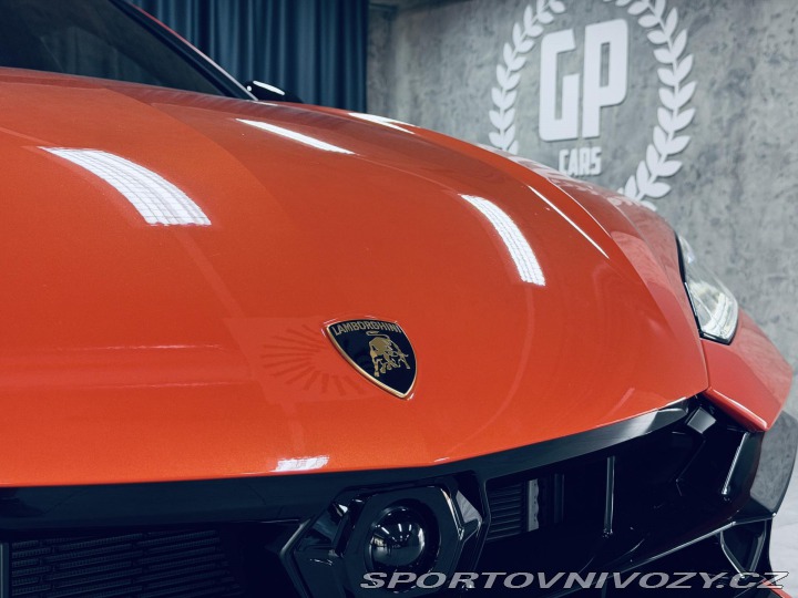 Lamborghini Urus SE*NOVÉ*ARANCIO XANTO* 2026