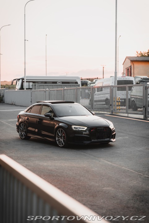 Audi RS3  2019