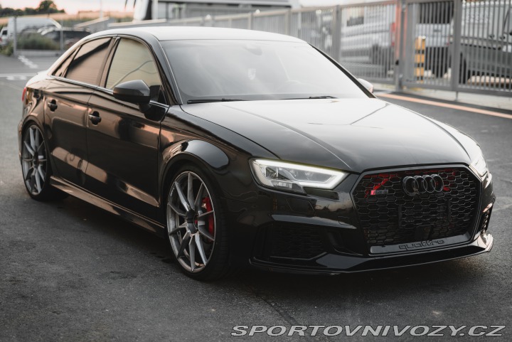 Audi RS3  2019