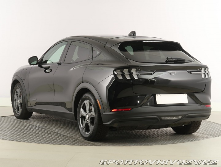 Ford Mustang Mach-E  Standard Range RW 2021