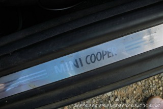 Mini Cooper 1.6 85kW MT5 / NA SPLÁTK 2002