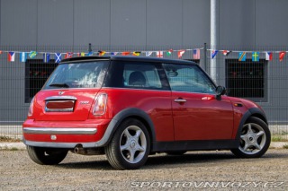 Mini Cooper 1.6 85kW MT5 / NA SPLÁTK 2002