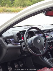 Alfa Romeo Giulietta Quadrifoglio Verde 2010
