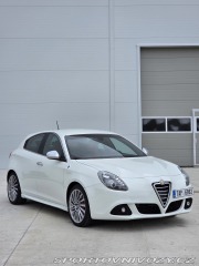 Alfa Romeo Giulietta Quadrifoglio Verde 2010