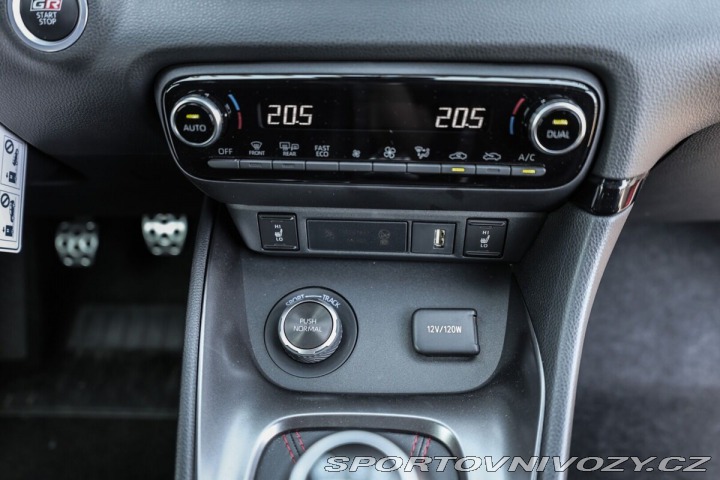Toyota Yaris GR 1.6. 260k Dynamic + Sp 2025