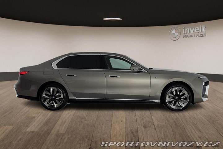 BMW i7 xDrive60 2022