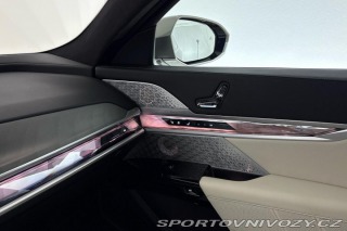 BMW i7 xDrive60 2022