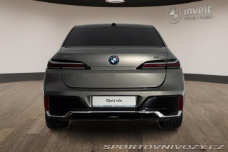 BMW i7 xDrive60 2022