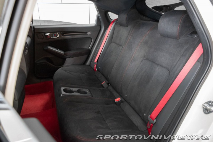 Honda Civic TYPE R 2.0 REZERVACE 2024