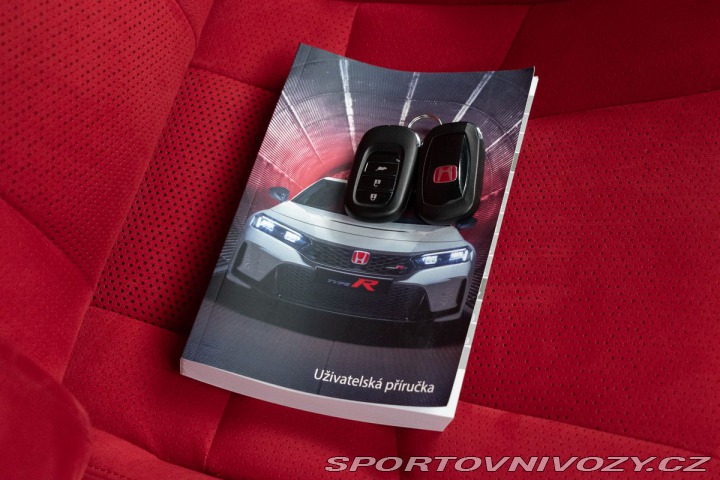 Honda Civic TYPE R 2.0 REZERVACE 2024