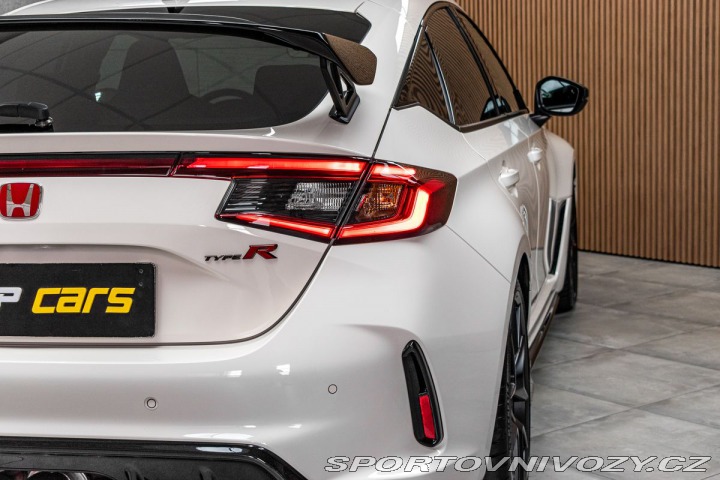 Honda Civic TYPE R 2.0 REZERVACE 2024