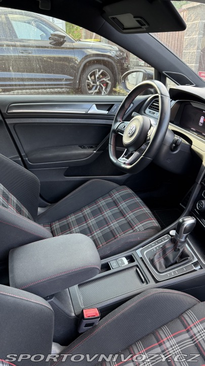 Volkswagen Golf GTI Performance 2017