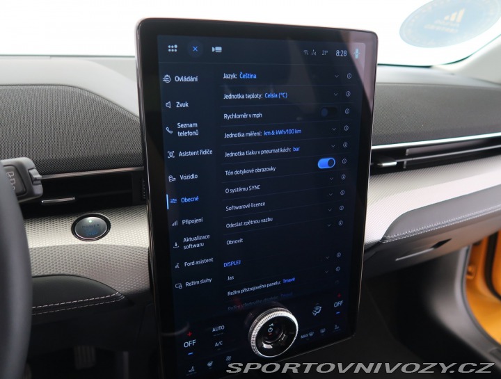 Ford Mustang Mach-E Standard Range RW 2024