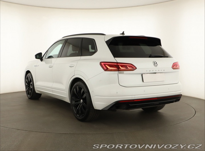 Volkswagen Ostatní modely Touareg R-Line V8 TDI 2020