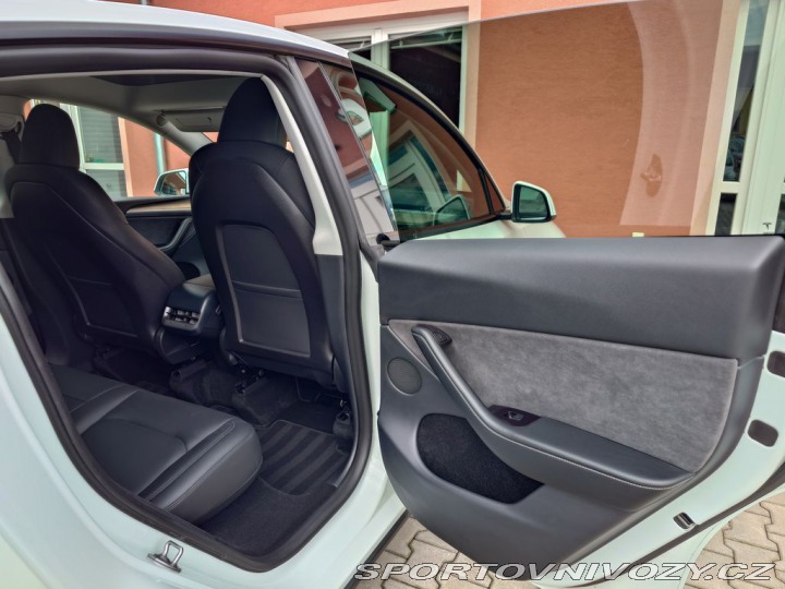Tesla Model Y Long Range dual motor, 37 2023