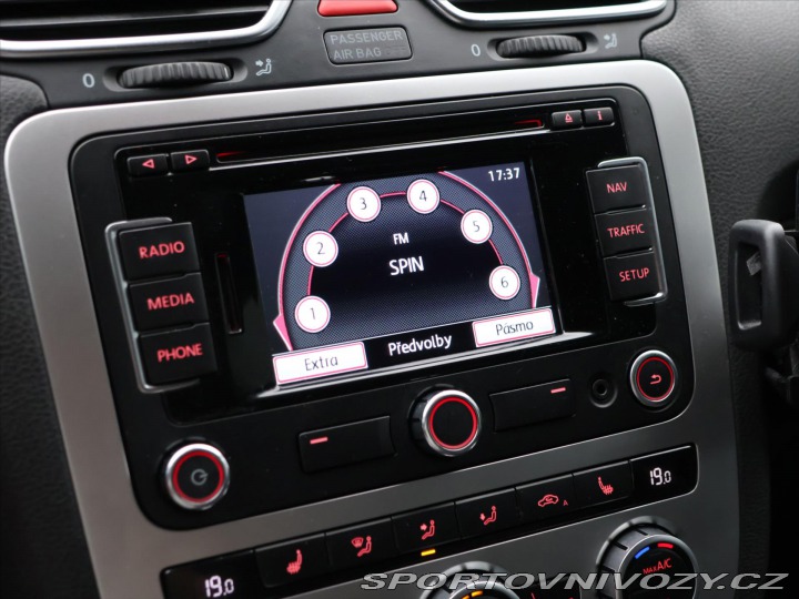 Volkswagen Scirocco 2,0 TDI 103kW Match Xenon 2012
