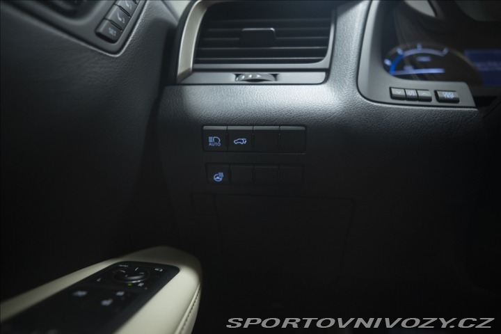 Lexus Ostatní modely RX 450h 3,5 AWD HYBRID 1. MAJITEL 2022