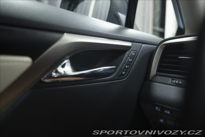 Lexus Ostatní modely RX 450h 3,5 AWD HYBRID 1. MAJITEL 2022