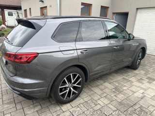Volkswagen Ostatní modely Touareg 3,0 R-line V6 TDI BMT 8 1800