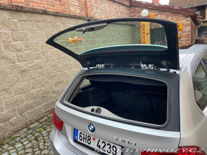 BMW 3 3,3 330d e91 180kw 2009
