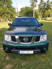 Nissan  Pathfinder 2,5   4x4