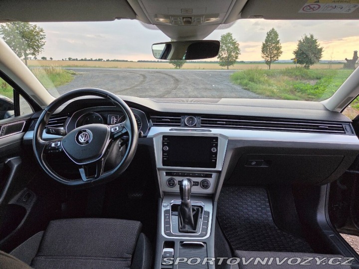 Volkswagen Ostatní modely Passat 2,0 TDi, DSG, panorama, 1800
