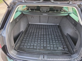Volkswagen Ostatní modely Passat 2,0 TDi, DSG, panorama, 1800