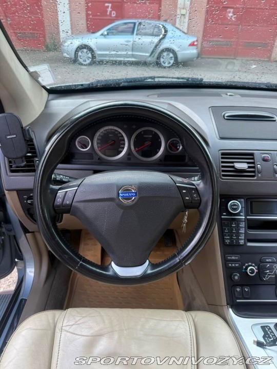 Volvo Ostatní modely XC90 2,4 D5 AWD | 2014 | 2.4 2014