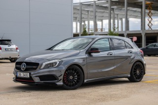 Mercedes-Benz A 4MATIC 2023
