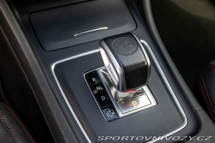 Mercedes-Benz A 4MATIC 2013 2013