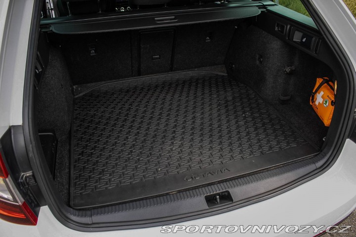 Škoda Octavia RS Combi 2.0TDI RS 135kW / 2017