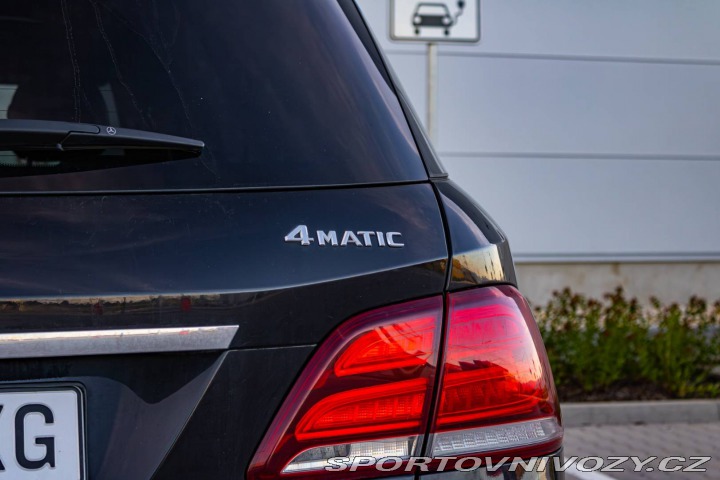 Mercedes-Benz Ostatní modely GLE SUV SUV  350d 4matic / Harman 2016