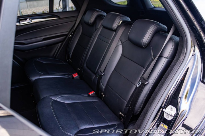 Mercedes-Benz Ostatní modely GLE SUV SUV  350d 4matic / Harman 2016