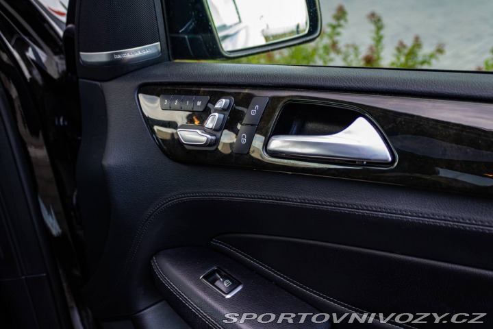 Mercedes-Benz Ostatní modely GLE SUV SUV  350d 4matic / Harman 2016