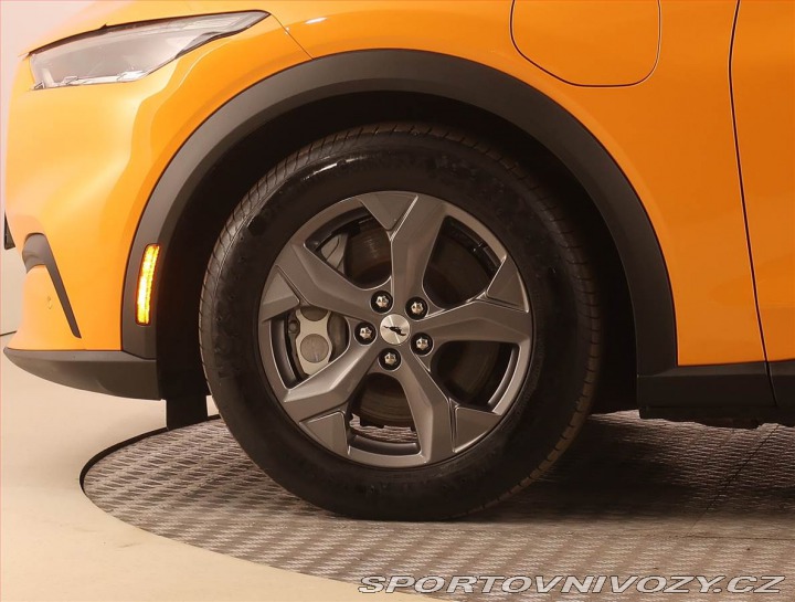 Ford Mustang Mach-E Standard Range RWD 2024