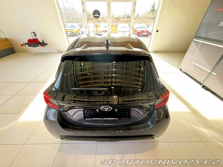 Toyota Yaris 1,5   Style HEV 116 CVT 1800