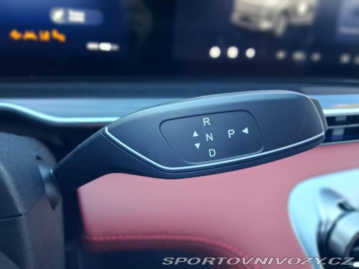 Ostatní značky Ostatní modely Omoda 9 Premium 1.5t GDI SHS AWD 2025