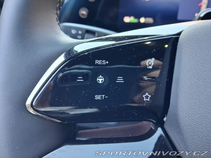 Ostatní značky Ostatní modely Omoda 9 Premium 1.5t GDI SHS AWD 2025